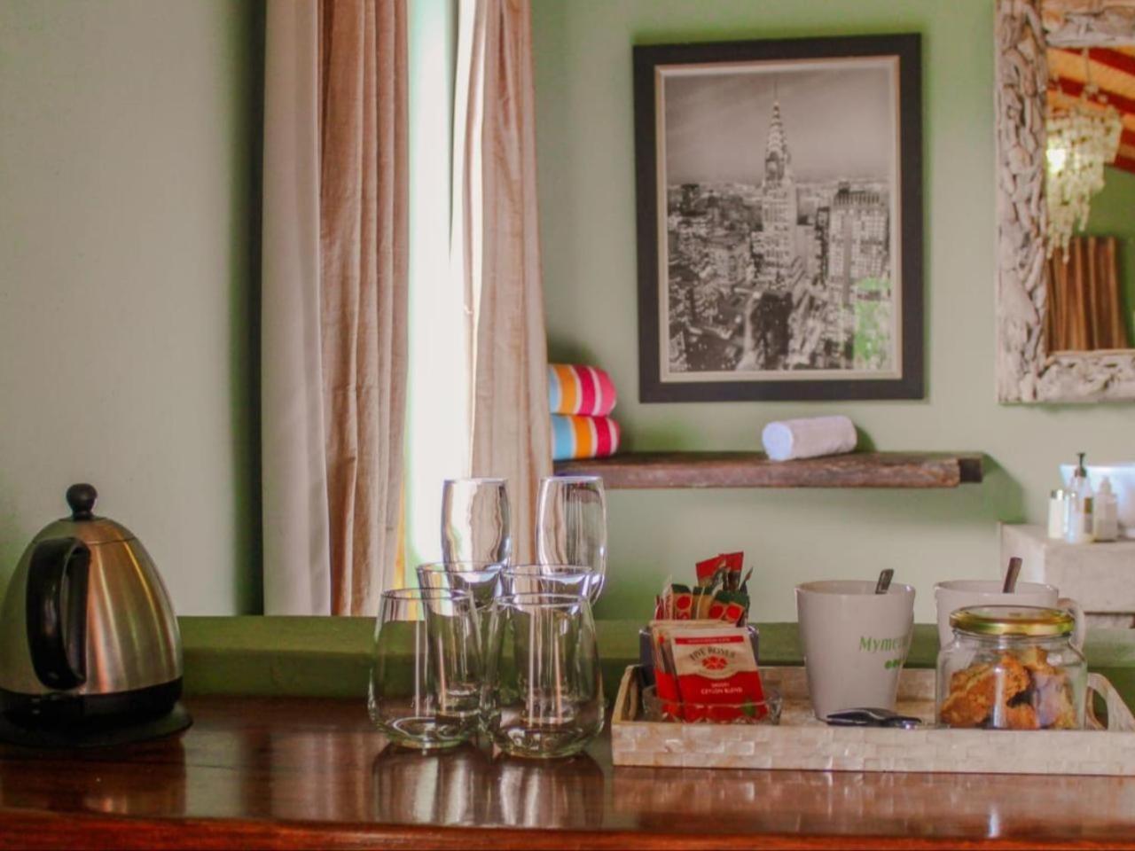 Mymering Wine & Guest Estate Ladismith Rum bild